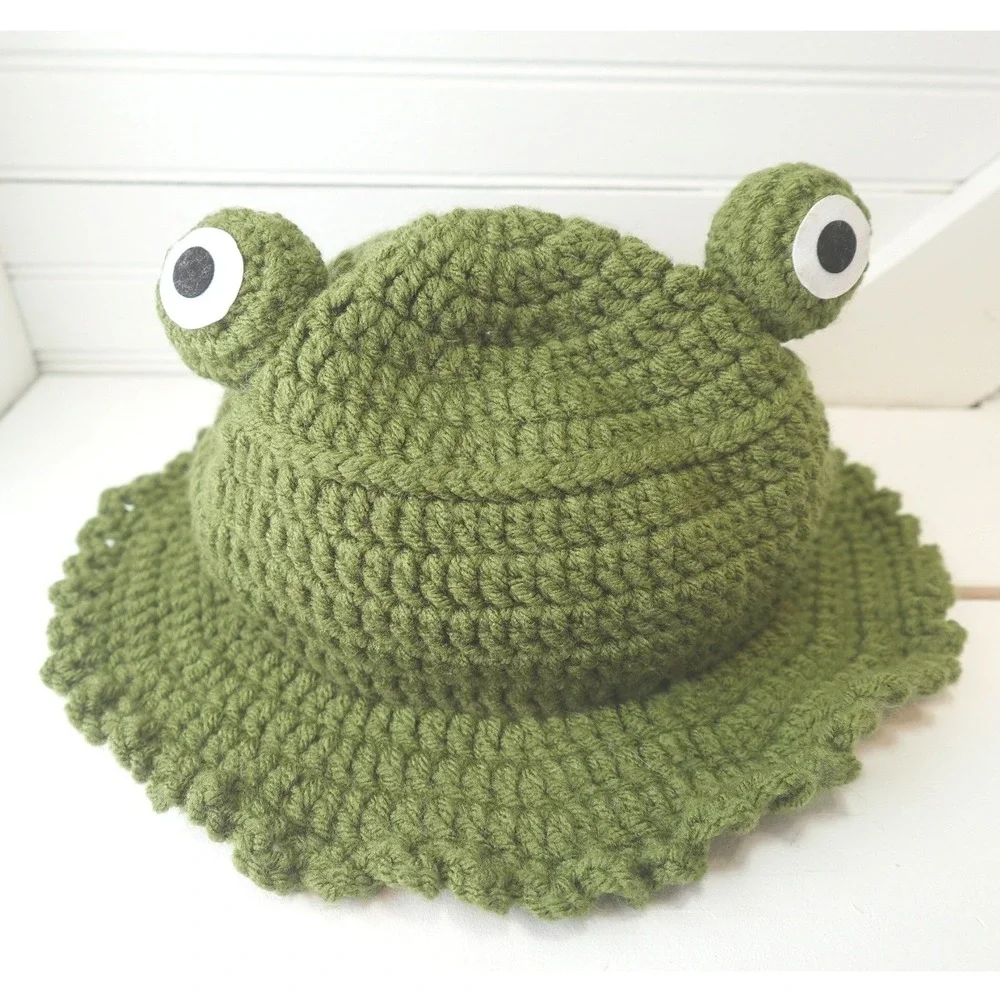 Crochet Frog Beanie Hat Adult Size Handmade Floppy Brim Googly Eyes 6.5 inch